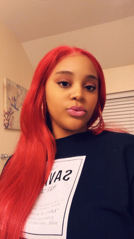 Nacktes geleaktes OnlyFans-Foto von Koko