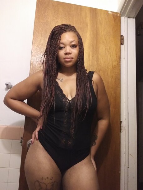Nacktes geleaktes OnlyFans-Foto von Kyra Nagele