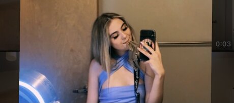 Nacktes geleaktes OnlyFans-Foto von Rosalia