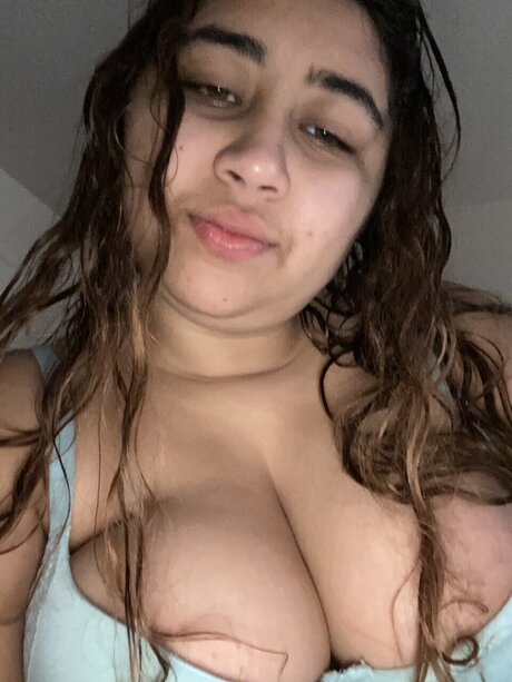 Nacktes geleaktes OnlyFans-Foto von Nunubaby