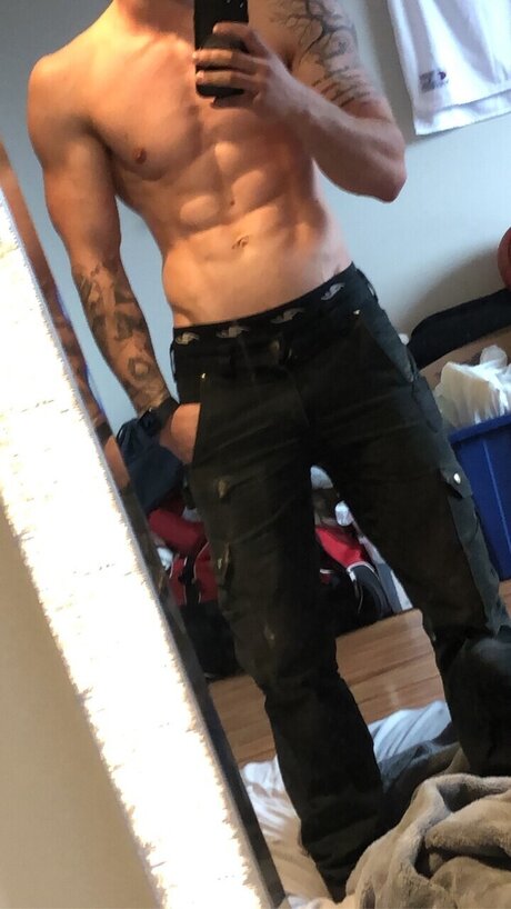 Nacktes geleaktes OnlyFans-Foto von Havey