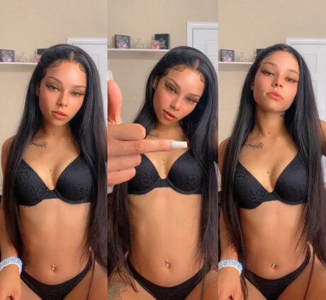 Nacktes geleaktes OnlyFans-Foto von Seductive Pleaser 