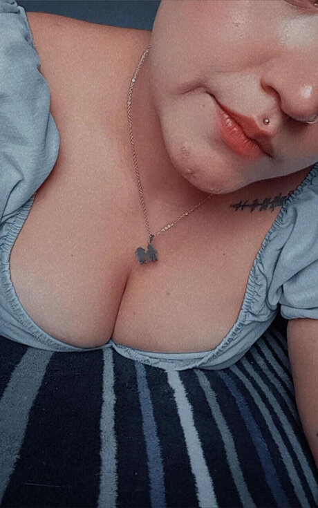 Nacktes geleaktes OnlyFans-Foto von Luna Butterfly 