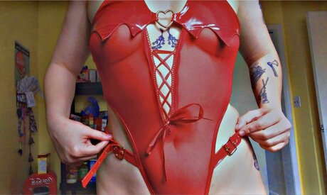 Nacktes geleaktes OnlyFans-Foto von Bloodygoodwh0re