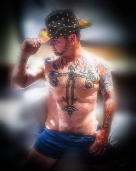 Nacktes geleaktes OnlyFans-Foto von Trevor Traven