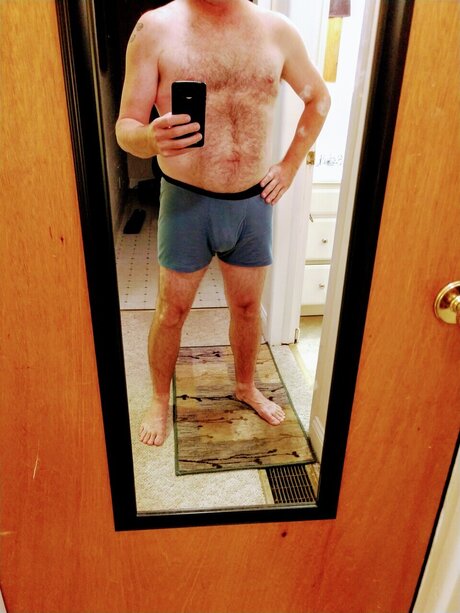 Nacktes geleaktes OnlyFans-Foto von Grilldaddy415