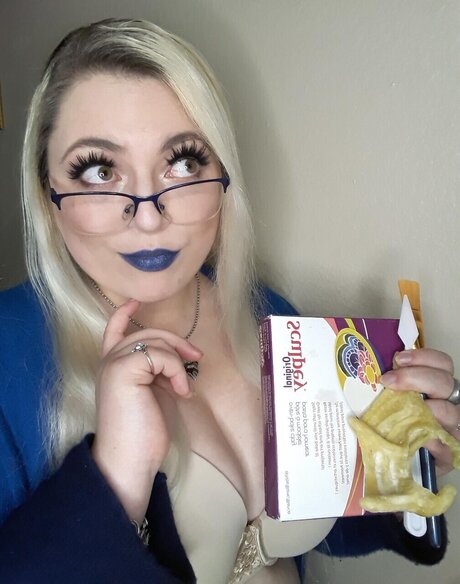 Nacktes geleaktes OnlyFans-Foto von Avonlea Trepl