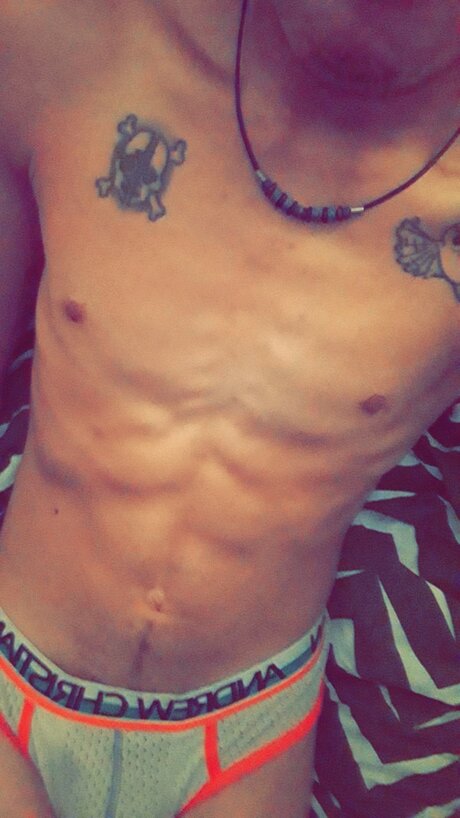 Nacktes geleaktes OnlyFans-Foto von U19083821