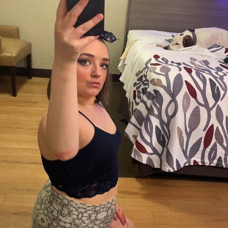 Nacktes geleaktes OnlyFans-Foto von Maddiin Calista
