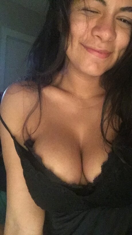 Nacktes geleaktes OnlyFans-Foto von Princesa Earie