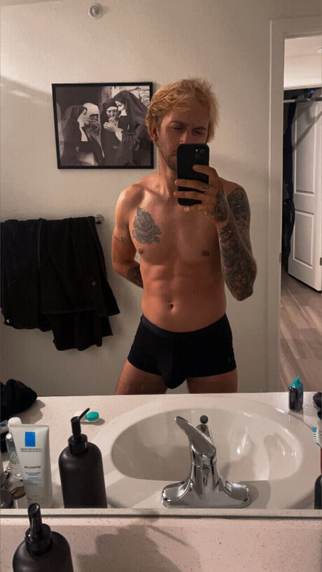 Nacktes geleaktes OnlyFans-Foto von 