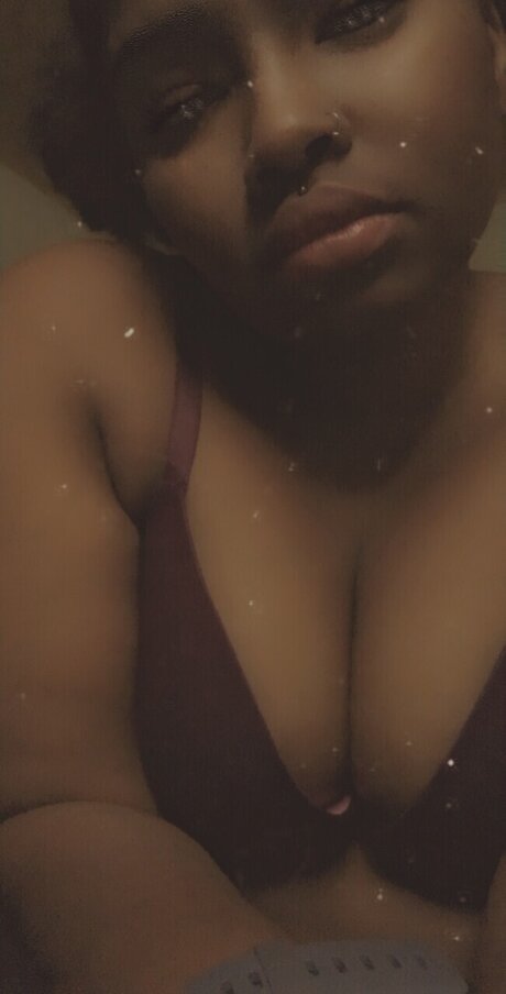 Nacktes geleaktes OnlyFans-Foto von Ladylavender18