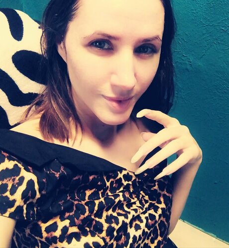 Nacktes geleaktes OnlyFans-Foto von Clawsinurskin