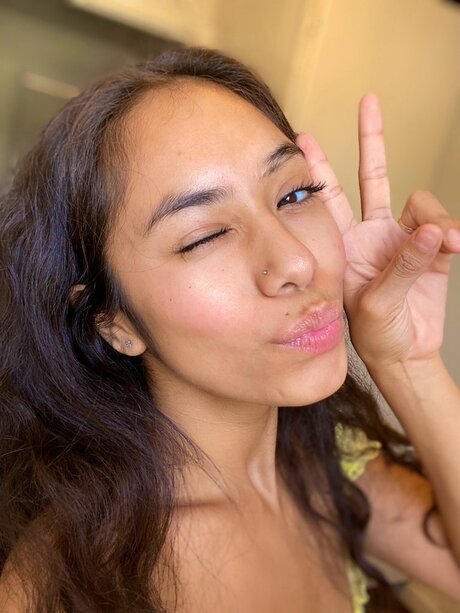 Nacktes geleaktes OnlyFans-Foto von Maya