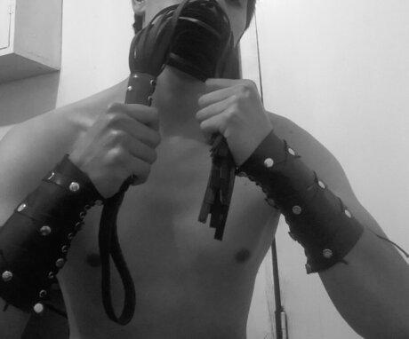 Nacktes geleaktes OnlyFans-Foto von Sadik Fetich