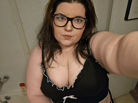 Nacktes geleaktes OnlyFans-Foto von Expovition
