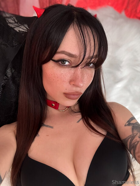 Nacktes geleaktes OnlyFans-Foto von Shameless