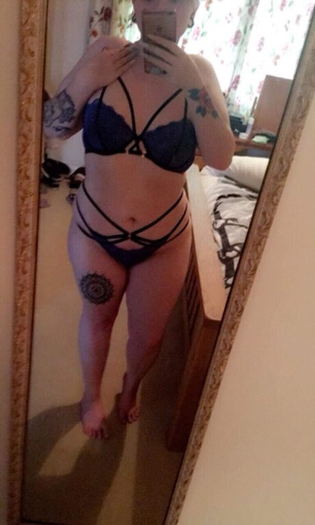 Nacktes geleaktes OnlyFans-Foto von Jade