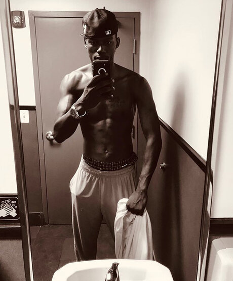 Nacktes geleaktes OnlyFans-Foto von Dremonsta