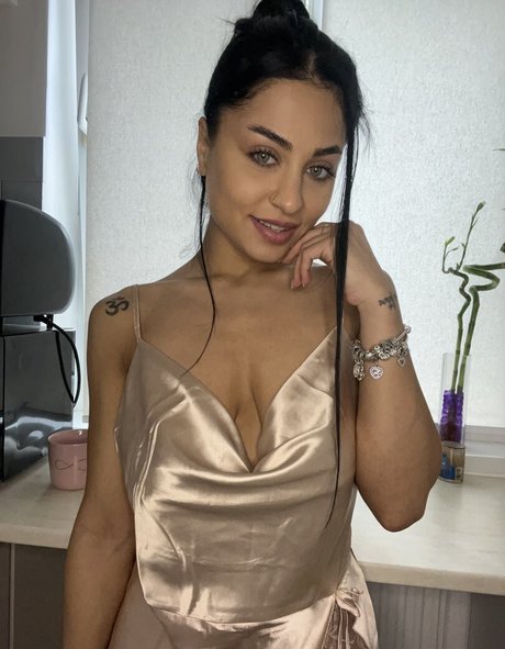 Nacktes geleaktes OnlyFans-Foto von Crewkaarina
