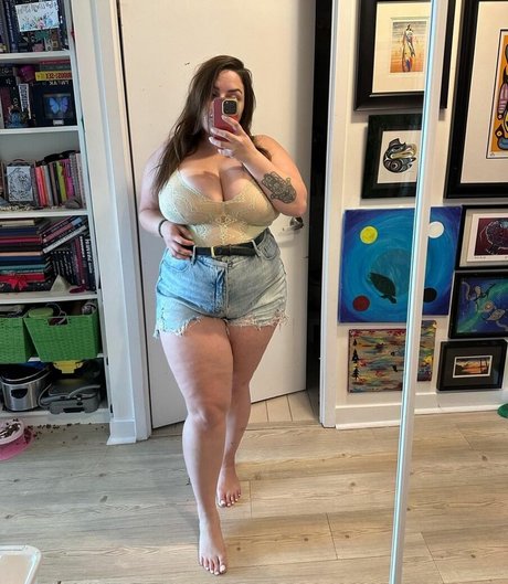 Nacktes geleaktes OnlyFans-Foto von Katjayxo