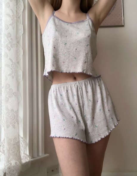 Nacktes geleaktes OnlyFans-Foto von Elita Harkov