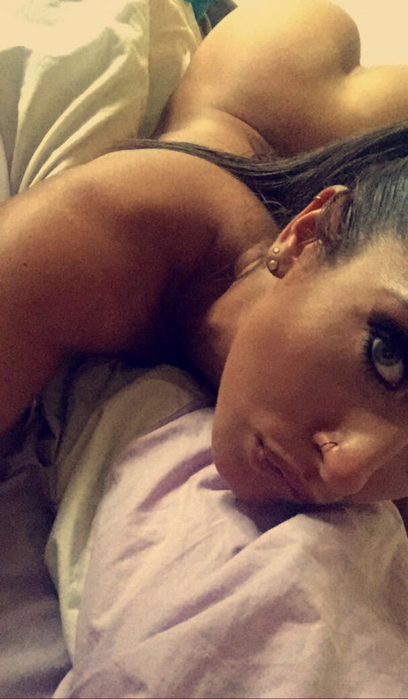 Nacktes geleaktes OnlyFans-Foto von Gayle Johnstone