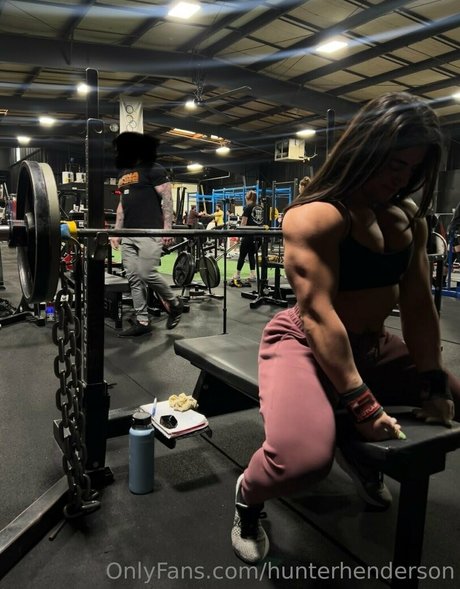 Nacktes geleaktes OnlyFans-Foto von Hunterhenderson
