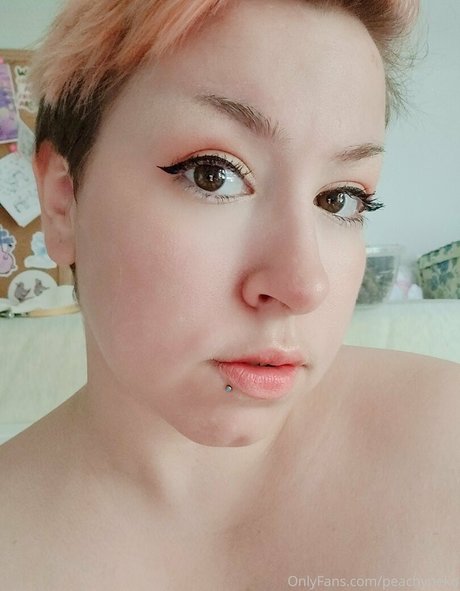 Peachyneko