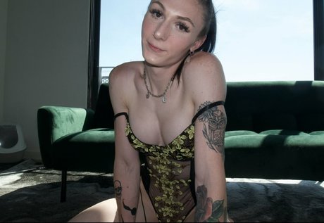 Nacktes geleaktes OnlyFans-Foto von Nikki North