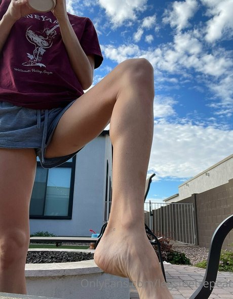 Nacktes geleaktes OnlyFans-Foto von Legsfeetrepeat