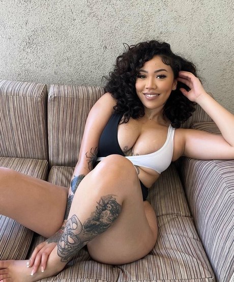 Nacktes geleaktes OnlyFans-Foto von Faiygo