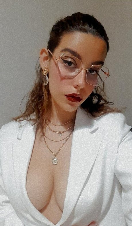Nacktes geleaktes OnlyFans-Foto von Slutbelo