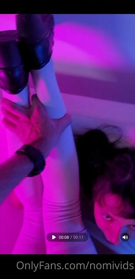 Nacktes geleaktes OnlyFans-Foto von Nomivids
