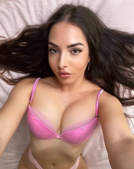 Nacktes geleaktes OnlyFans-Foto von Miloubear