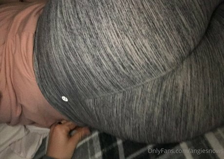 Nacktes geleaktes OnlyFans-Foto von Angiesnows