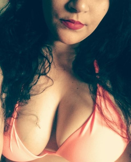 Nacktes geleaktes OnlyFans-Foto von Sweetmouthasmr