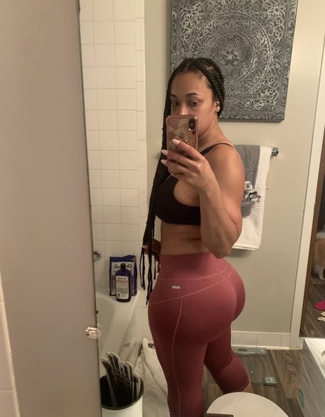 Nacktes geleaktes OnlyFans-Foto von Robyn Banks