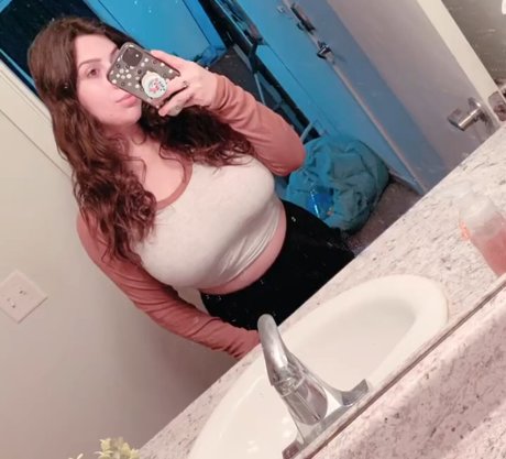 Nacktes geleaktes OnlyFans-Foto von Brittaniclegardens
