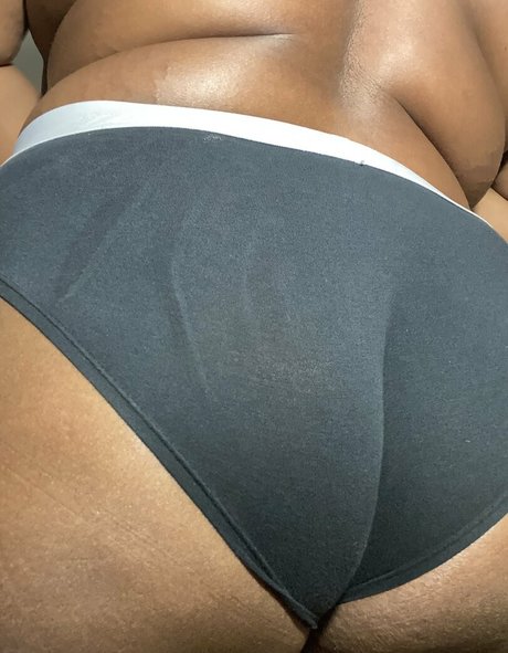 Nacktes geleaktes OnlyFans-Foto von Burberrybitch
