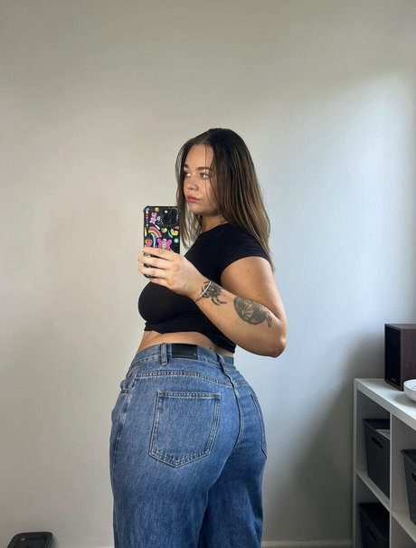 Nacktes geleaktes OnlyFans-Foto von Ceebaby222