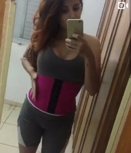 Nacktes geleaktes OnlyFans-Foto von Bela Camps