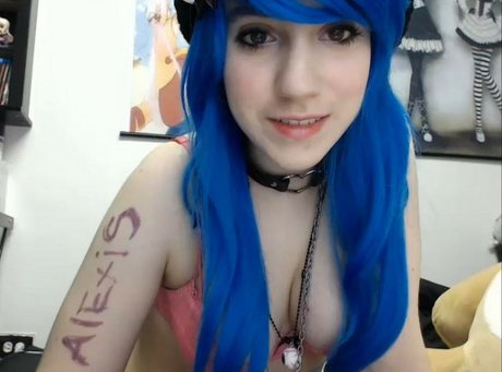 Nacktes geleaktes OnlyFans-Foto von Luna Rain
