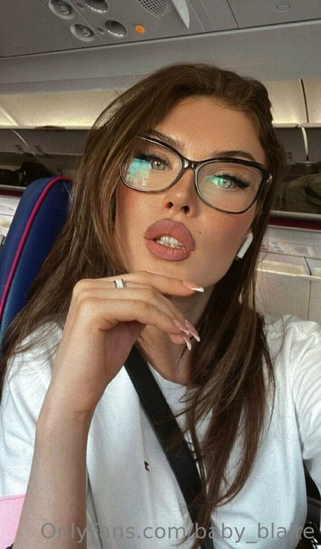 Nacktes geleaktes OnlyFans-Foto von Babyblaire