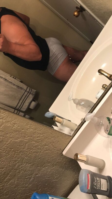 Nacktes geleaktes OnlyFans-Foto von Digitalraw