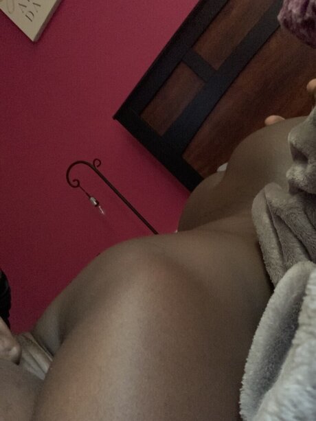 Nacktes geleaktes OnlyFans-Foto von Khamaya Jones
