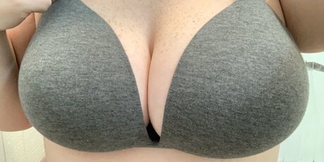 Nacktes geleaktes OnlyFans-Foto von Samantha