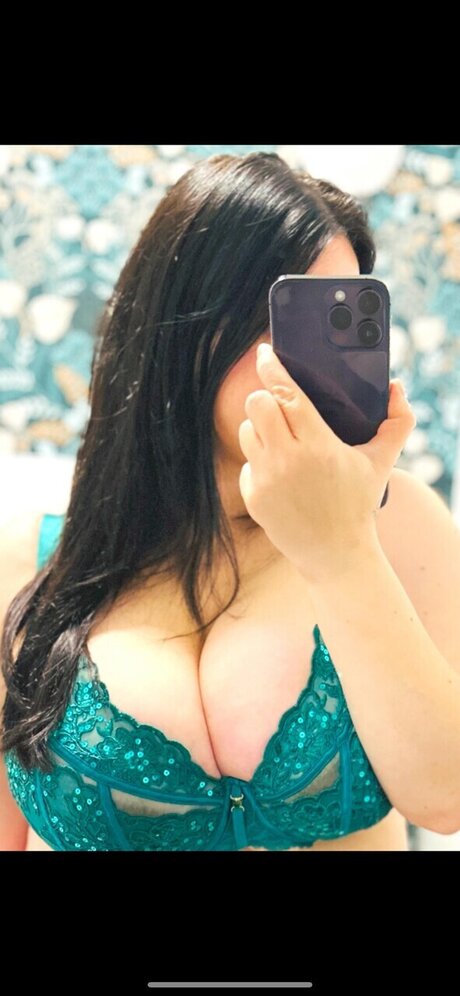 Nacktes geleaktes OnlyFans-Foto von Lovebig