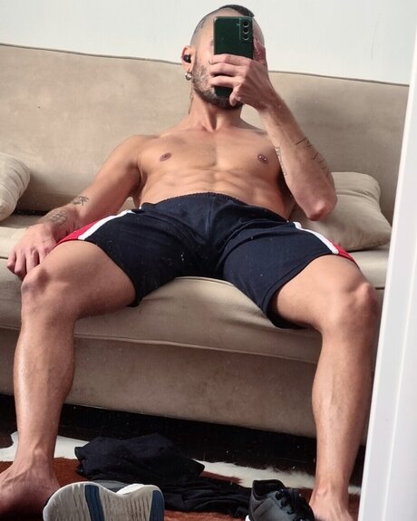 Nacktes geleaktes OnlyFans-Foto von Paolo M