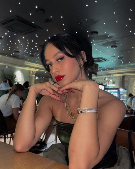 Nacktes geleaktes OnlyFans-Foto von Ally Moon